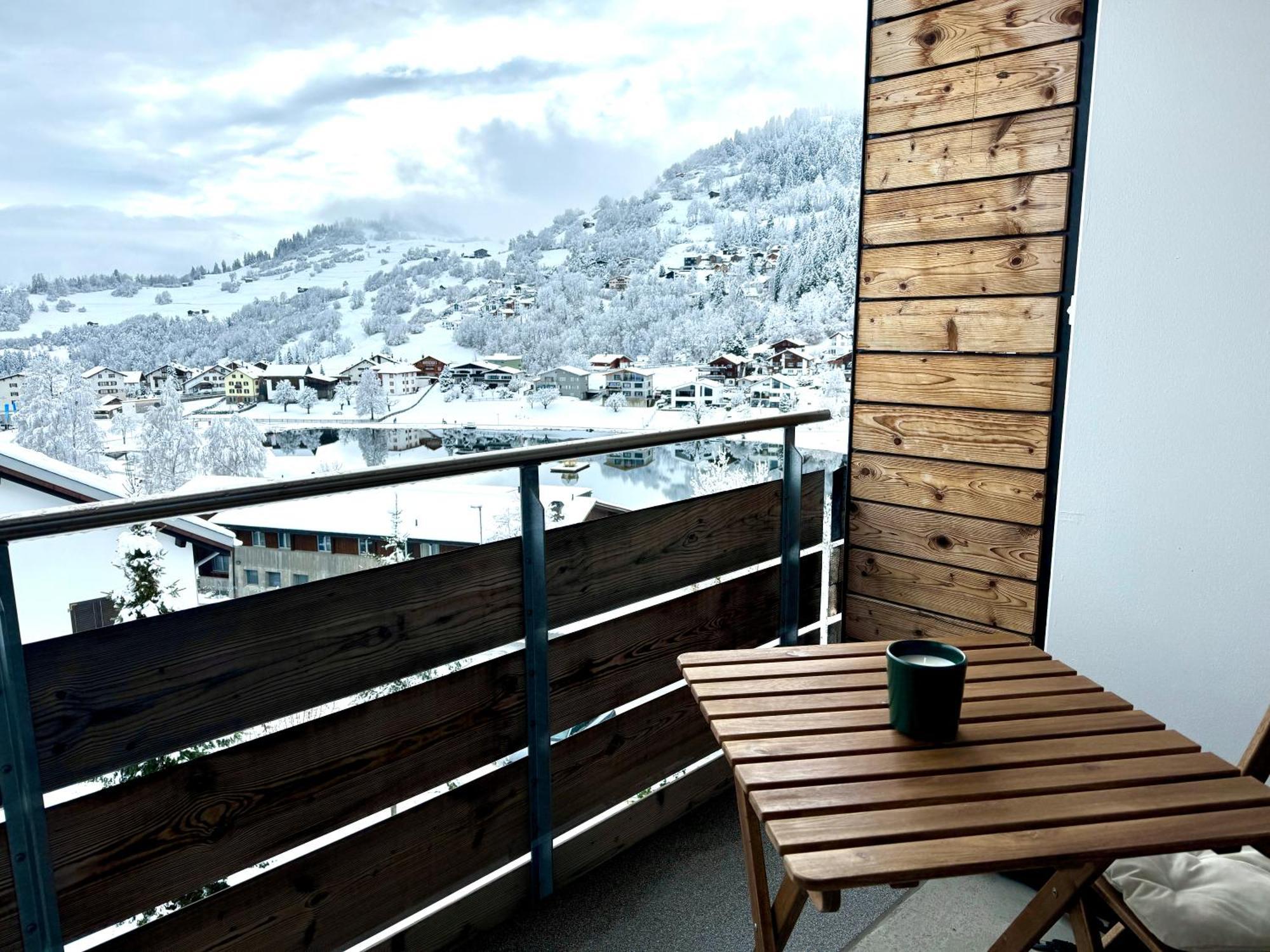 Studio Mit See- Und Bergblick لاكس المظهر الخارجي الصورة